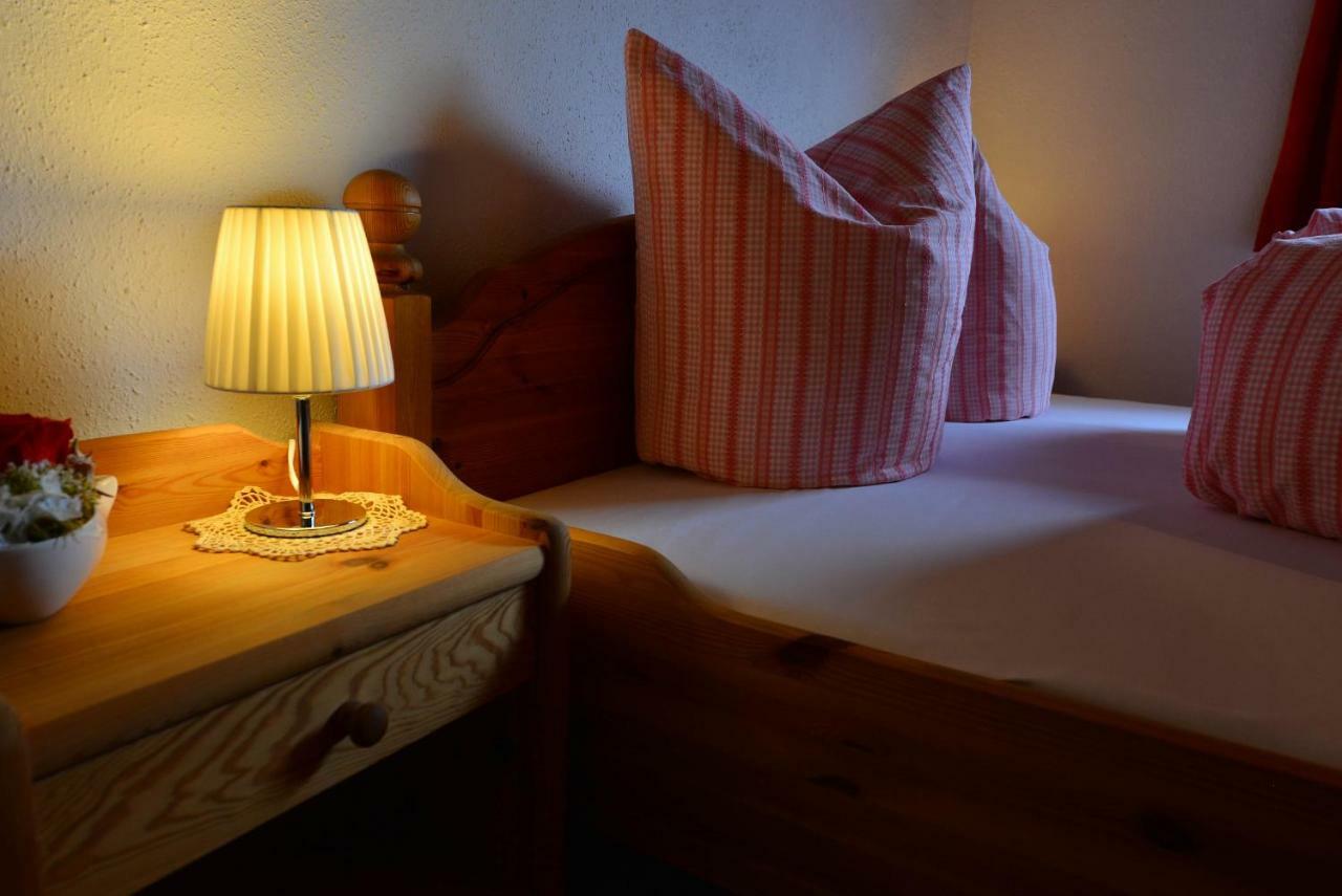 Ferienwohnung Frauenschuh Vorderhornbach 외부 사진